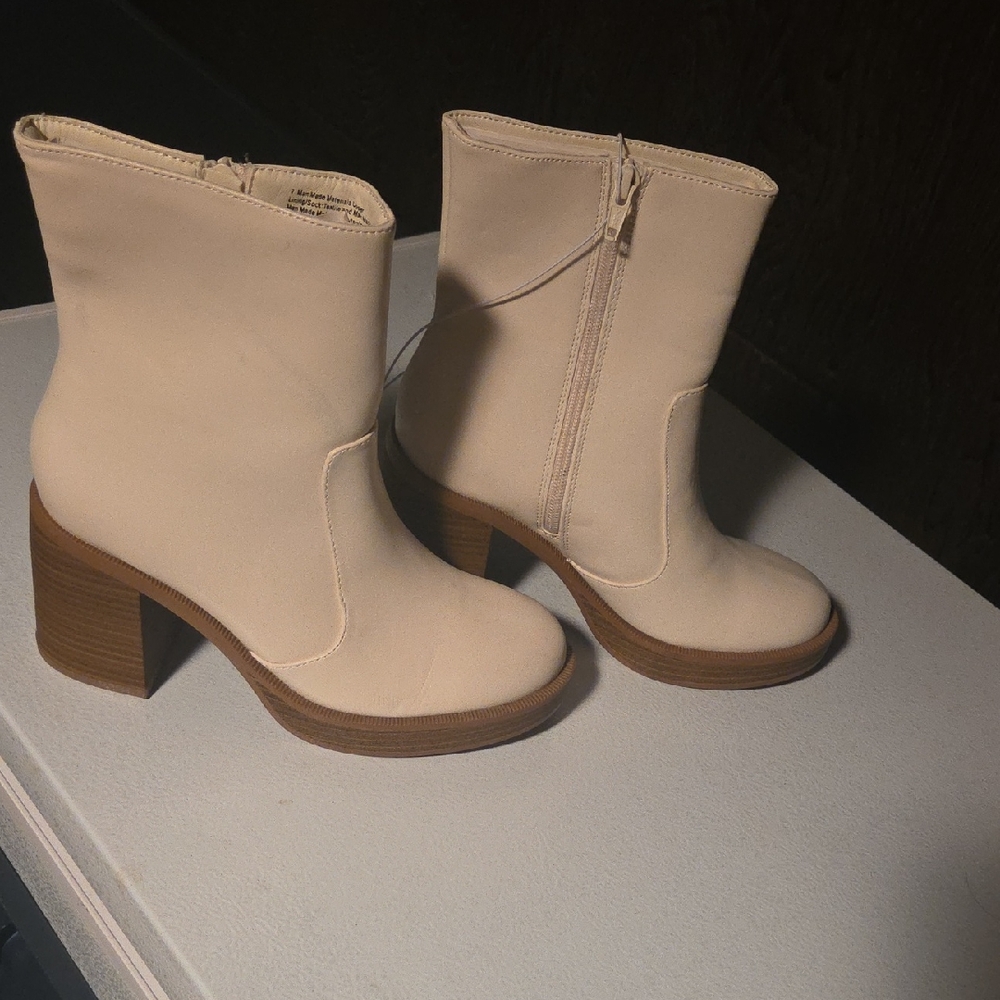 Elegant Cream Ankle Boots